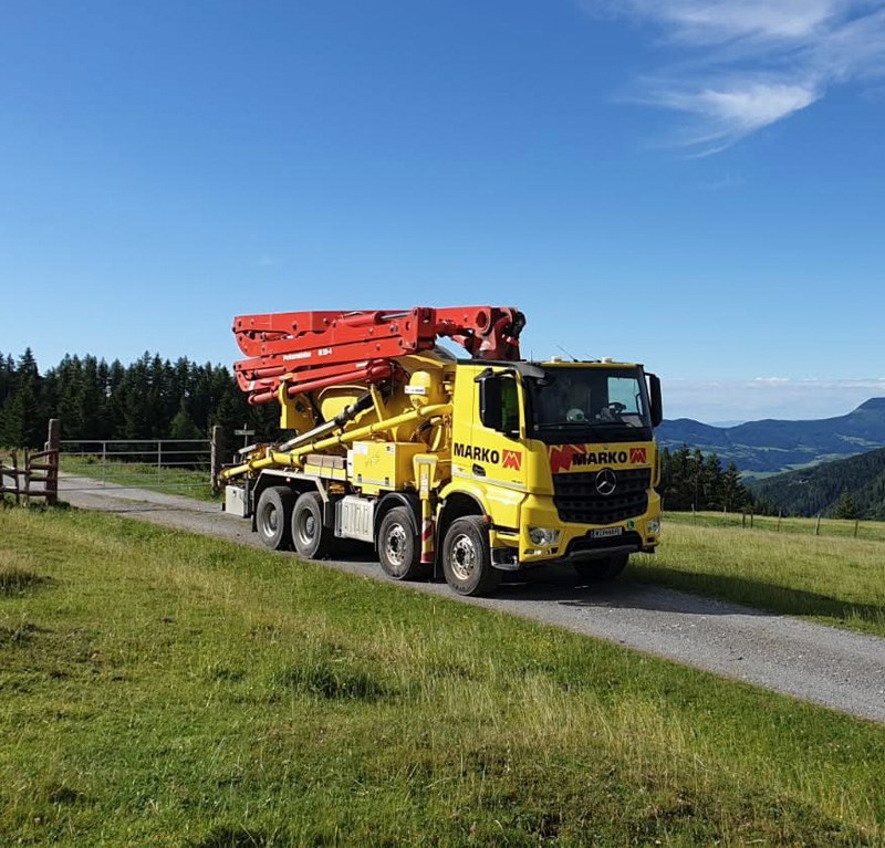Hauseinfahrt Parkplatz Asphalt